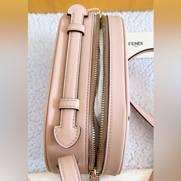 Authentic FENDI O'Lock Mini Camera Case Shoulder Bag - Picture 5 of 16